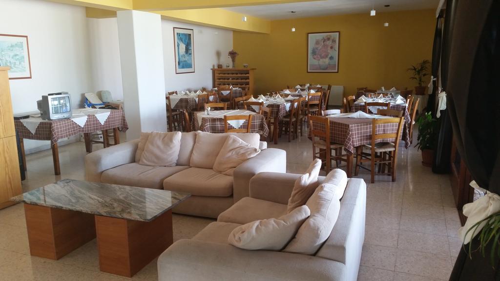 Pissouriana Hotel Apartments Ngoại thất bức ảnh